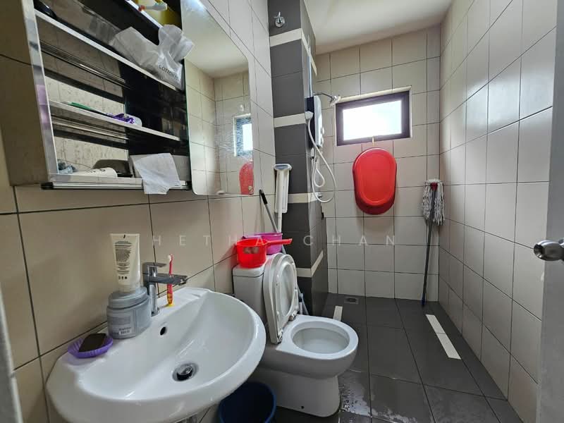 2-storey Terraced House for Sale in Kajang (Selangor) - Hetha Chan - Bathroom - PropertyGuru.com.my