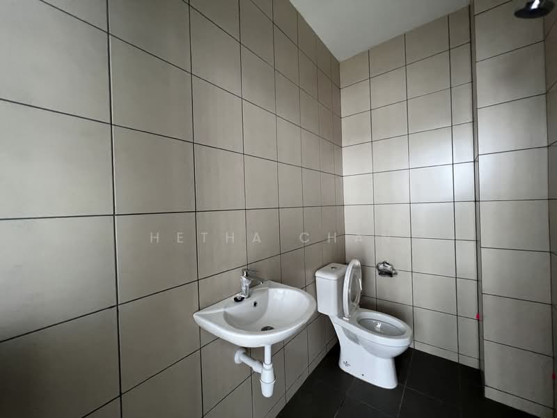 2.5-storey Terraced House for Sale in Kajang (Selangor) - Hetha Chan - Bathroom - PropertyGuru.com.my