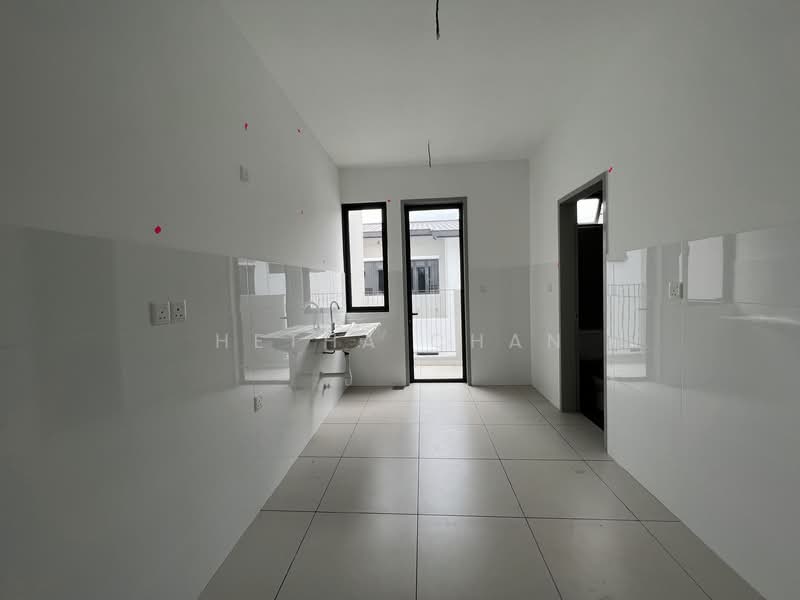 2.5-storey Terraced House for Sale in Kajang (Selangor) - Hetha Chan - Kitchen - PropertyGuru.com.my