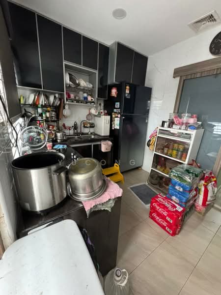 Bandar Putra Bandar Putra Bandars Putras untuk Untuk Dijual - RM 380,000, Mac 2026 - Kitchen - PropertyGuru.com.my