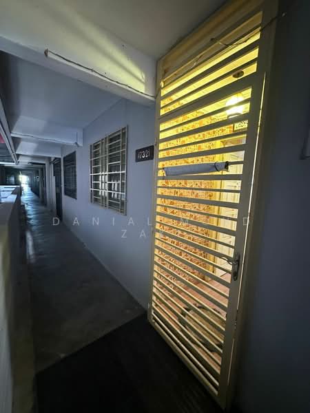 Apartment for Sale at Palm & Nipah Court (Pangsapuri Nipah) - Danial Mohd Zaki - Corridor - PropertyGuru.com.my