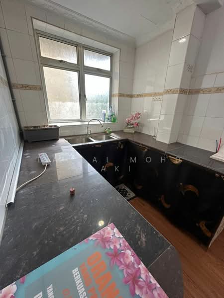 Apartment for Sale at Palm & Nipah Court (Pangsapuri Nipah) - Danial Mohd Zaki - Kitchen - PropertyGuru.com.my