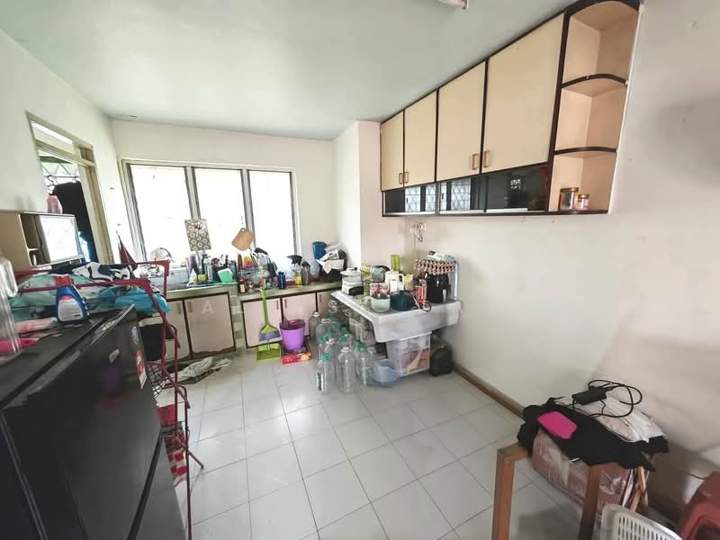 Flat for Sale at Flat Taman Ungku Tun Aminah - Alviss Tay - Kitchen - PropertyGuru.com.my
