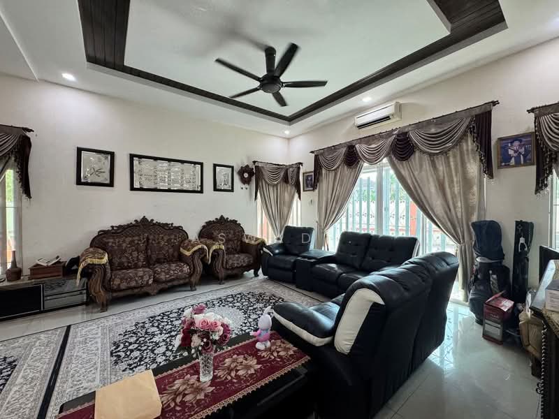 Bungalow for Sale in Bertam Perdana 2 (Kepala Batas) - Aswad . - Living Room - PropertyGuru.com.my