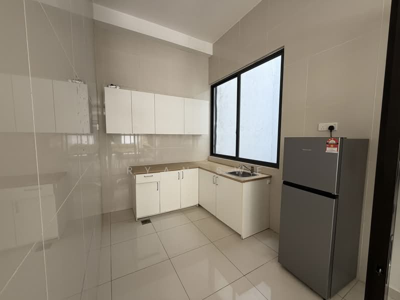 Terraced House for Rent in Damansara Perdana (Selangor) - Ryan Swe - Kitchen - PropertyGuru.com.my
