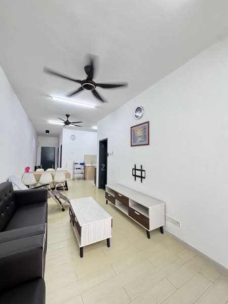 Selangorku Pr1ma Lakefront Homes untuk Untuk Dijual - RM 325,000, Mac 2026 - Living Room - PropertyGuru.com.my