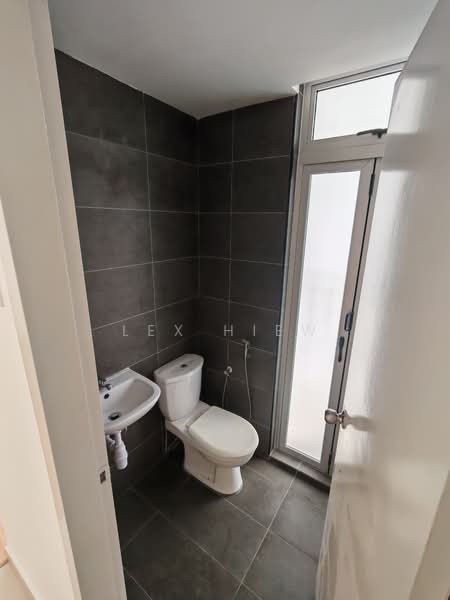 Midas @ Seri Alam untuk Untuk Dijual - RM 415,000, Mac 2026 - Bathroom - PropertyGuru.com.my