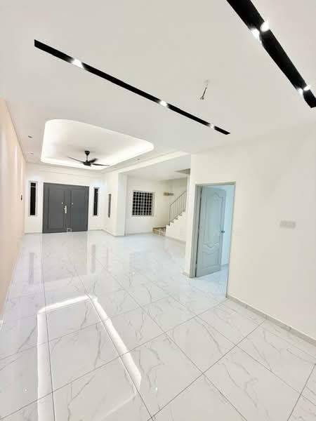 2-storey Terraced House for Sale in Taman Sri Skudai (Skudai) - Pauline Ng - Living Room - PropertyGuru.com.my