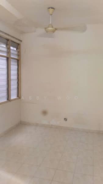 Apartment for Rent at Pangsapuri Lagoon Perdana - Abby Woo - Interior - PropertyGuru.com.my