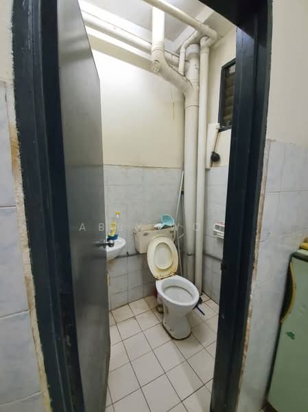 Apartment for Rent at Pangsapuri Lagoon Perdana - Abby Woo - PropertyGuru.com.my