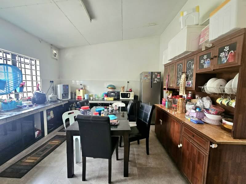Taman teluk pulai untuk Untuk Dijual - RM 450,000, Feb 2026 - Kitchen - PropertyGuru.com.my
