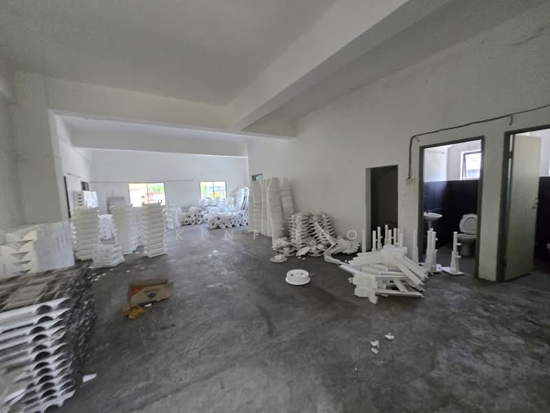 Factory for Rent in Ipoh (Perak) - Kent Foo - Bathroom - PropertyGuru.com.my
