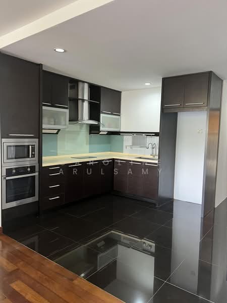Kondominium untuk Dijual di Tivoli Villas - Caroline Arulsamy - Kitchen - PropertyGuru.com.my