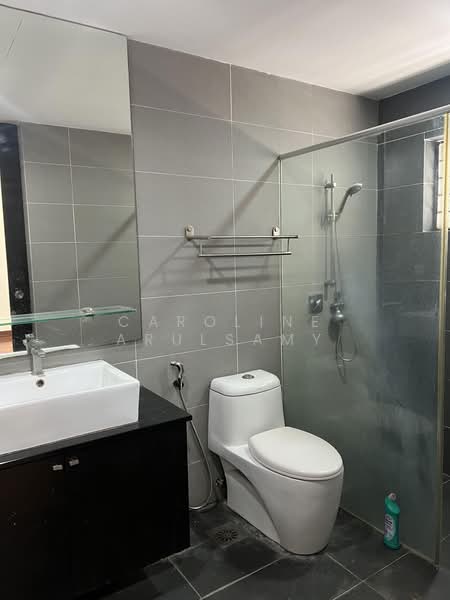 Kondominium untuk Dijual di Tivoli Villas - Caroline Arulsamy - Bathroom - PropertyGuru.com.my