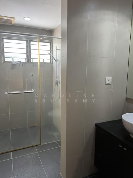 Kondominium untuk Dijual di Tivoli Villas - Caroline Arulsamy - Bathroom - PropertyGuru.com.my