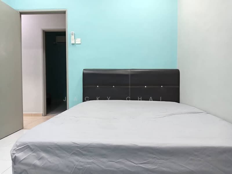 Putri Ria Apartment untuk Untuk Disewa - RM 1,500 /bulan, Mac 2026 - Bedroom - PropertyGuru.com.my