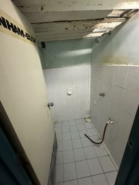 Flat for Sale at Taman Tenaga - Alex Lee - Bathroom - PropertyGuru.com.my
