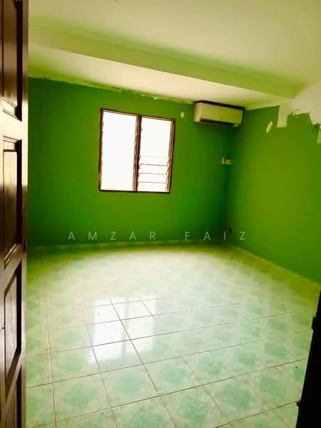 2-storey Terraced House for Sale in Bandar Baru Bangi (Selangor) - Amzar Faiz - Interior - PropertyGuru.com.my
