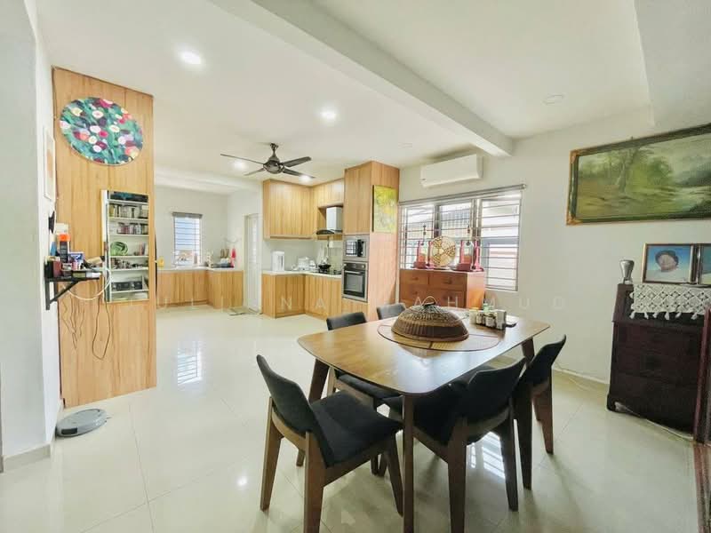 Rumah Teres 1.5 Tingkat untuk Dijual di Petaling Jaya (Selangor) - Juliana Mahmud - Kitchen - PropertyGuru.com.my
