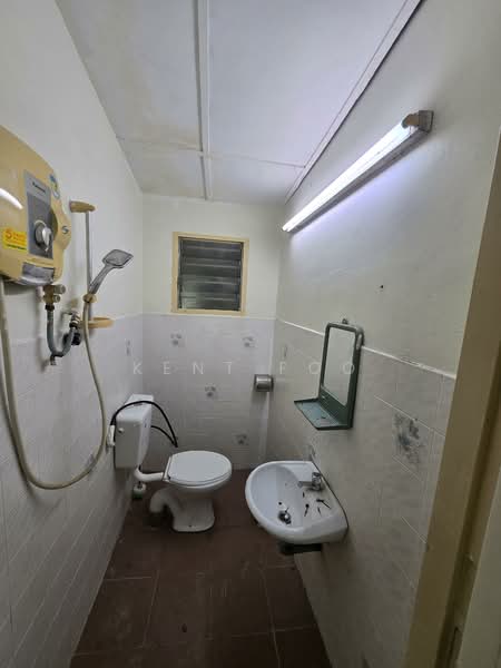 Canning Garden Single Storey House For Sale untuk Untuk Dijual - RM 398,000, Feb 2026 - Bathroom - PropertyGuru.com.my