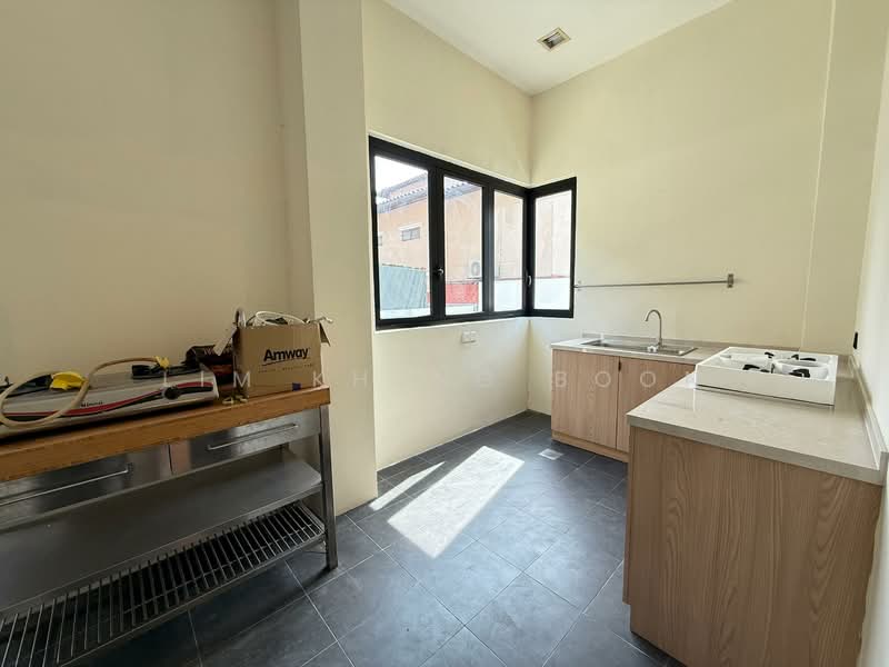 Bungalow for Rent in Petaling Jaya (Selangor) - LIM KHENG BOON - Wet Kitchen - PropertyGuru.com.my