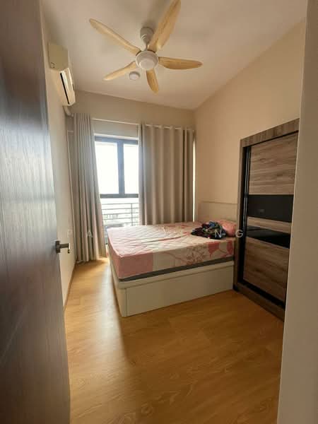 Condominium for Rent at Kings Bay @ Country Garden Danga Bay - Pauline Ng - Bedroom - PropertyGuru.com.my