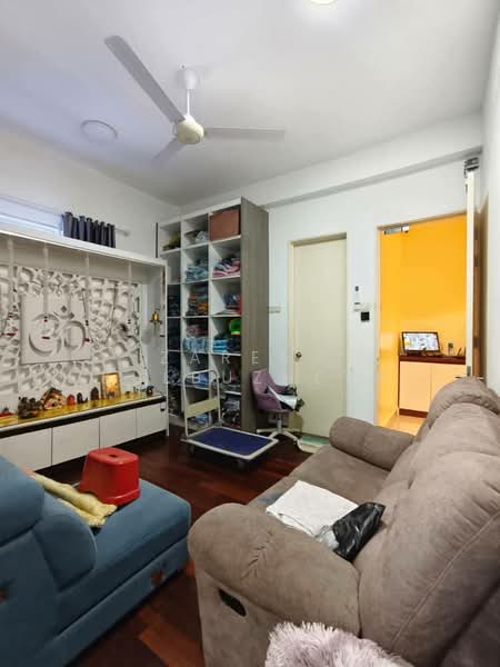 8 Petaling untuk Untuk Dijual - RM 1,350,000, Feb 2026 - Living Room - PropertyGuru.com.my