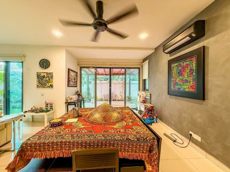 Semi-Detached House for Sale in Bandar Baru Bangi (Selangor) - Ilman Nahri - Living Room - PropertyGuru.com.my