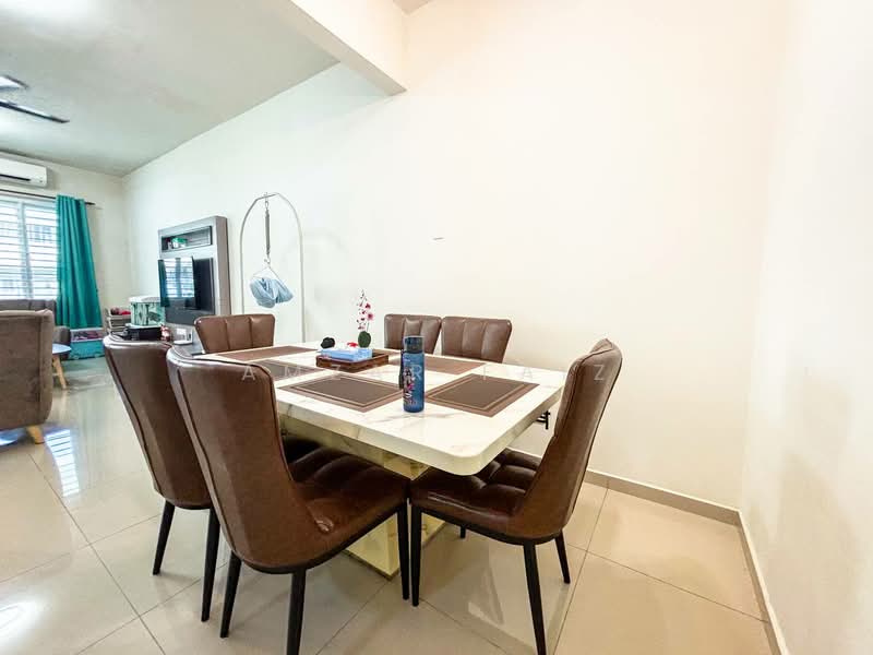 2-storey Terraced House for Sale in Bandar Baru Salak Tinggi (Sepang) - Amzar Faiz - Dining Room - PropertyGuru.com.my