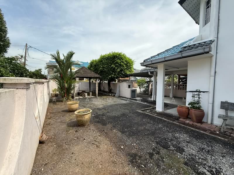 2-storey Terraced House for Sale in Seksyen 4 (Bangi) - Wardatu Zamzam - Exterior - PropertyGuru.com.my