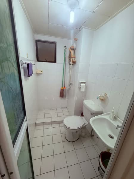 Vista Millennium Condominium untuk Untuk Disewa - RM 1,600 /bulan, Mac 2026 - Bathroom - PropertyGuru.com.my