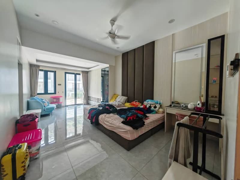 Semi-Detached House for Sale in Seremban (Negeri Sembilan) - Smith Goh - Bedroom - PropertyGuru.com.my