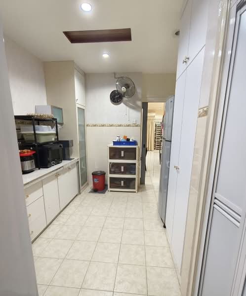 2.5 Storey Landed House RARE IN MARKET Unit For Sale @ Taman Teratai, Butterworth untuk Untuk Dijual - RM 980,000, Feb 2026 - Kitchen - PropertyGuru.com.my