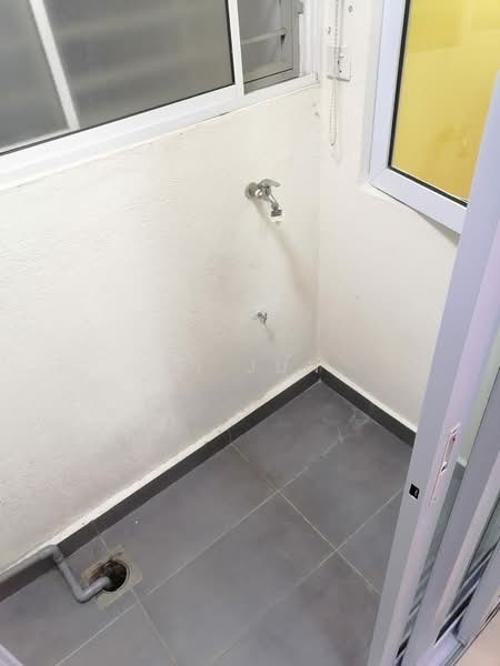 Koi Suites untuk Untuk Disewa - RM 1,250 /bulan, Mac 2026 - Interior - PropertyGuru.com.my