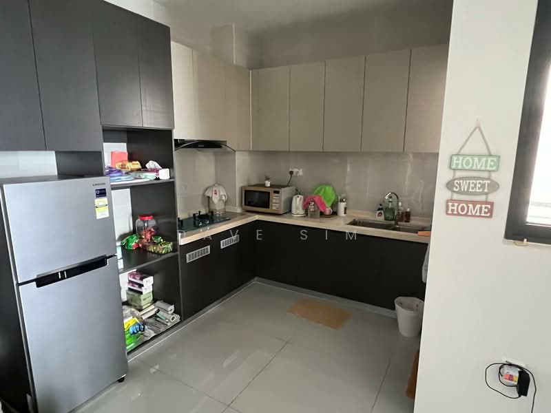 Condominium for Rent at Amberside @ Country Garden Danga Bay - Dave Sim - Kitchen - PropertyGuru.com.my