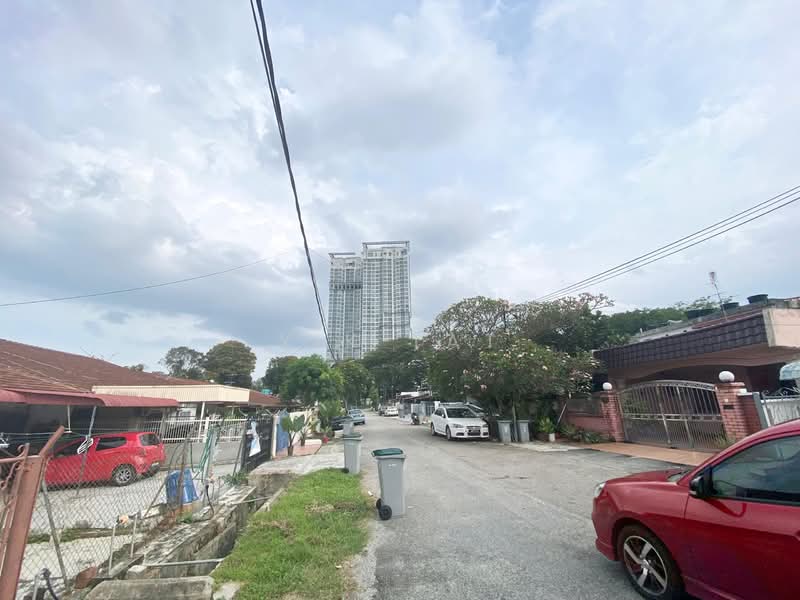 1.5-storey Terraced House for Sale in Taman Serene (Johor Bahru) - Yik Tat - Exterior - PropertyGuru.com.my