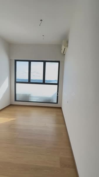 Condominium for Sale at Kings Bay @ Country Garden Danga Bay - JacQ Ong - Room 2 - PropertyGuru.com.my