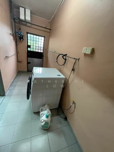 2-storey Terraced House for Sale in Taman Desa Cemerlang (Ulu Tiram) - Katherine Low - Interior - PropertyGuru.com.my