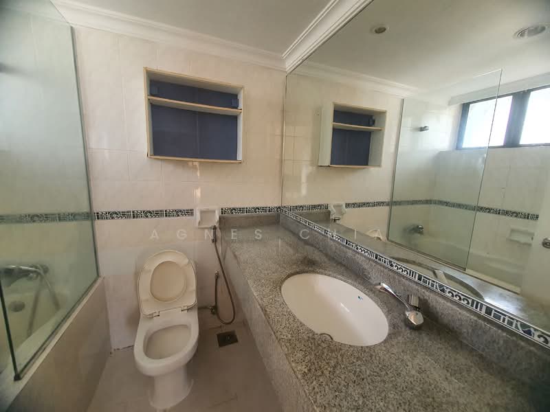 Condominium for Rent at Vista Damai - Agnes Chia - Master Bathroom - PropertyGuru.com.my