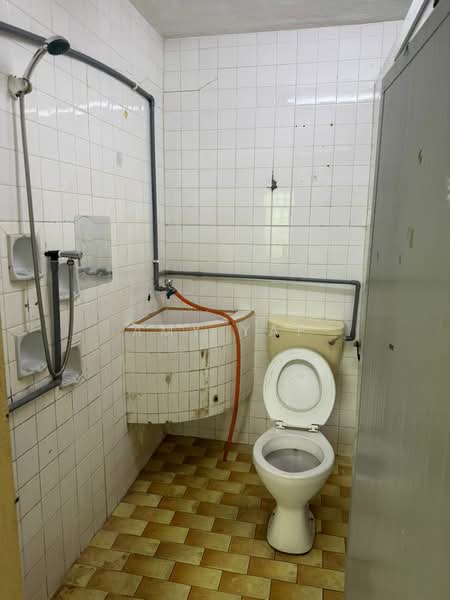 Taman Kepong untuk Untuk Disewa - RM 1,650 /bulan, Feb 2026 - Bathroom - PropertyGuru.com.my