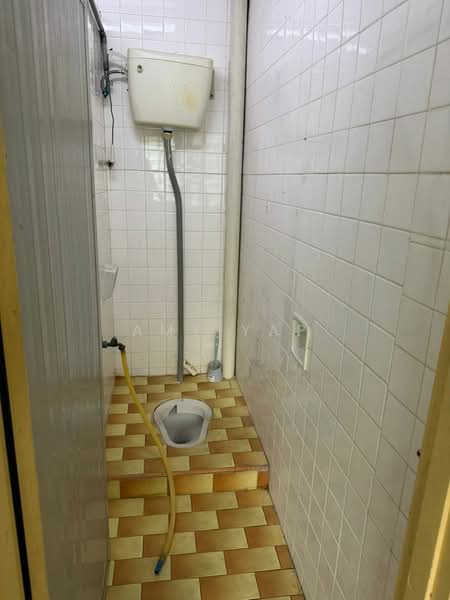 Taman Kepong untuk Untuk Disewa - RM 1,650 /bulan, Feb 2026 - Bathroom - PropertyGuru.com.my