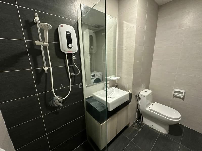 Queensville untuk Untuk Disewa - RM 1,700 /bulan, Feb 2026 - Bathroom - PropertyGuru.com.my