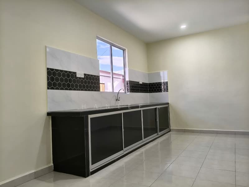 (Open Facing) Teres 1 Tingkat - Taman Mahsuri - Padang Serai - End Lot! untuk Untuk Dijual - RM 310,000, Feb 2026 - Kitchen - PropertyGuru.com.my