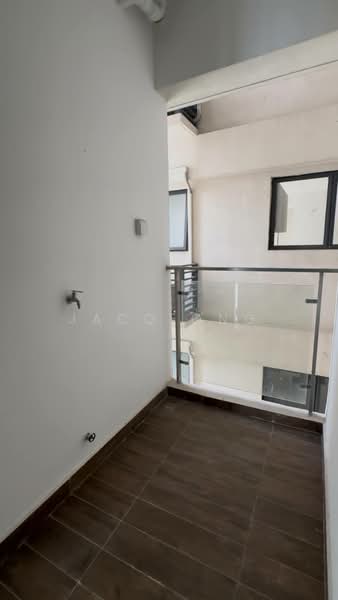 Condominium for Sale at Kings Bay @ Country Garden Danga Bay - JacQ Ong - Yard - PropertyGuru.com.my