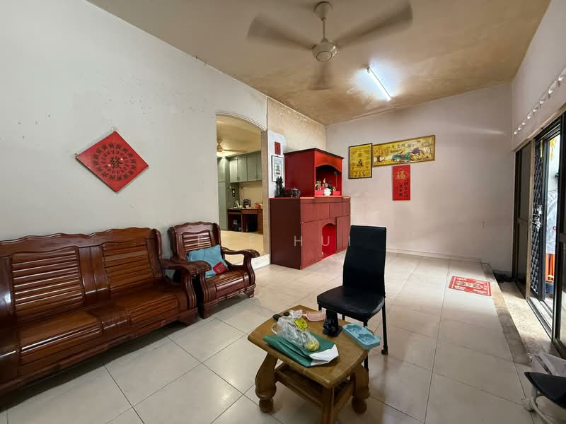 Taman Ungku Tun Aminah Tamans Ungkus Tuns Aminahs untuk Untuk Dijual - RM 680,000, Feb 2026 - PropertyGuru.com.my