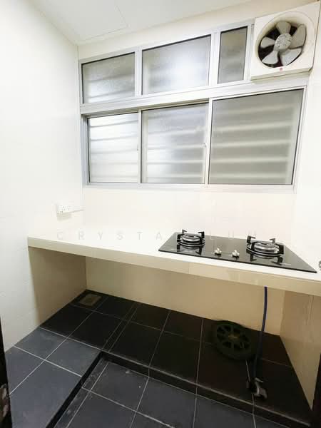Service Residence for Rent at Amara - Crystal Lum - Kitchen - PropertyGuru.com.my