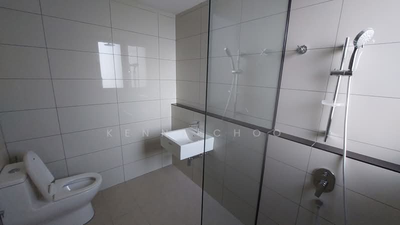 Service Residence for Sale at Duta Park Residences - Kenny Choo - Bathroom - PropertyGuru.com.my