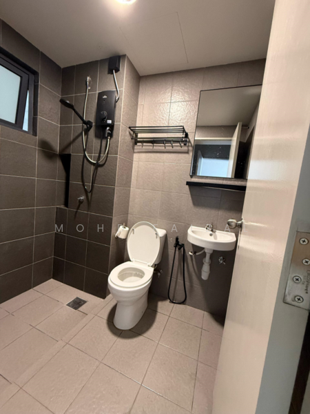 Sky Awani Residensi 4 untuk Untuk Disewa - RM 1,800 /bulan, Feb 2026 - Bathroom - PropertyGuru.com.my
