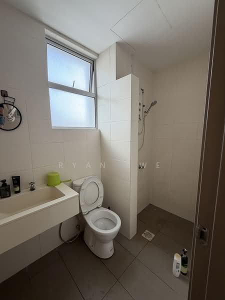 Service Residence for Sale at Platinum Lake PV 21 - Ryan Swe - Bathroom - PropertyGuru.com.my