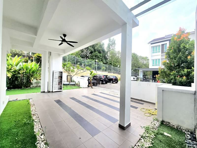 3-storey Terraced House for Sale in Bandar Rinching (Semenyih) - Noraini Dahan - Exterior - PropertyGuru.com.my